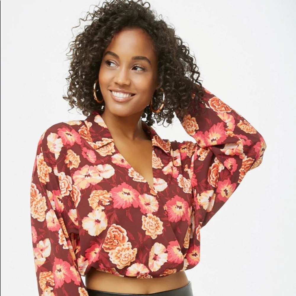 Forever 21 Floral Long Sleeve Crop Top